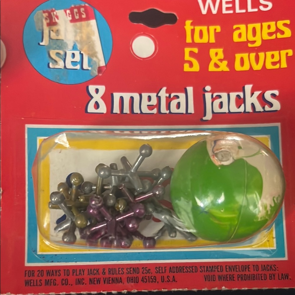 Metal Jacks Set with Green Ball
